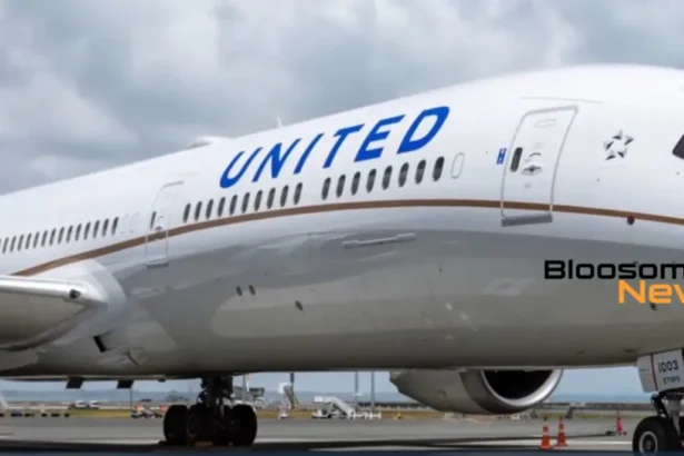 United Airlines Flight UA770 emergency diversion